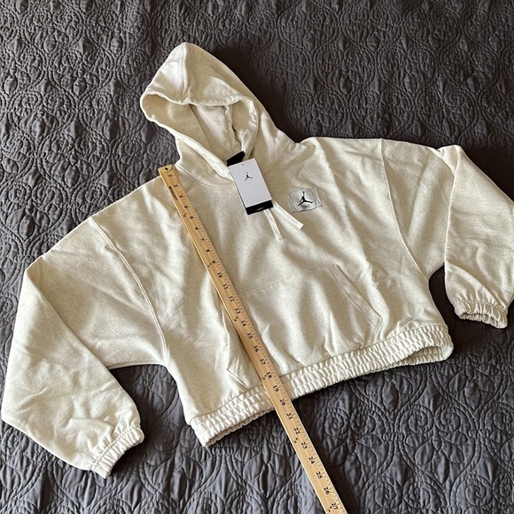 Nwt Air Jordan Cropped Hoodie Slight Oversized Fit Size Small - Picture 11 of 16